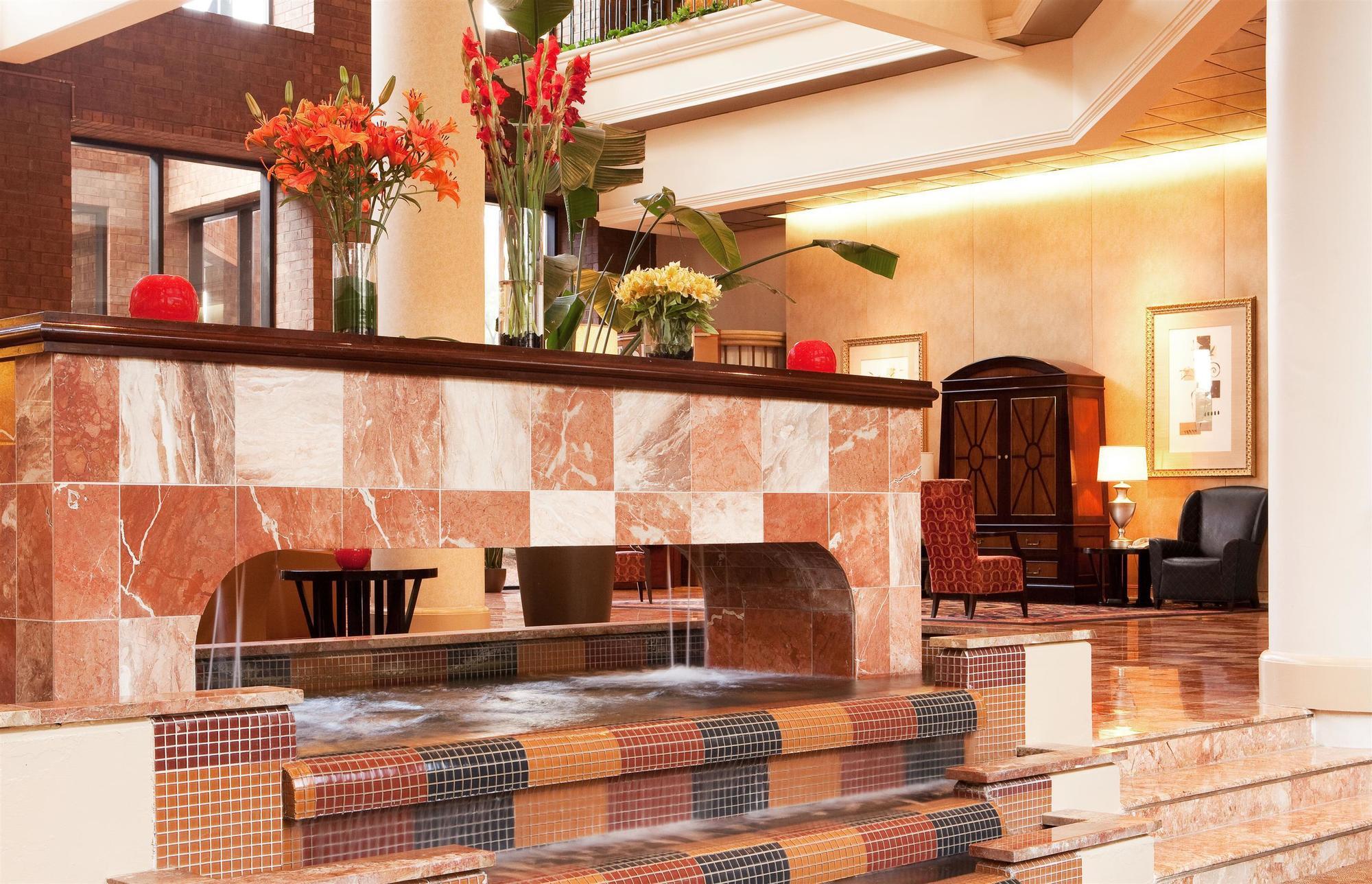 Sheraton Atlanta Airport Hotel College Park Exterior photo
